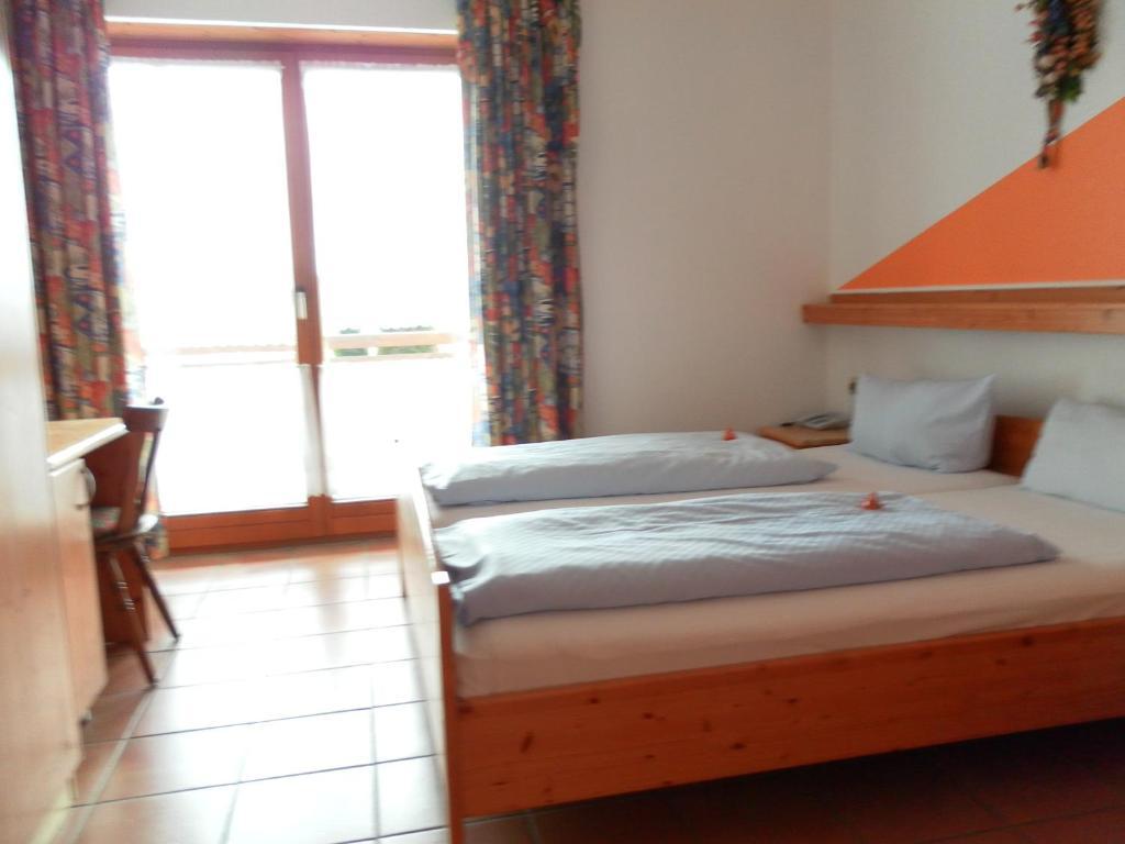 Landgasthof Asum Dasing Ruang foto